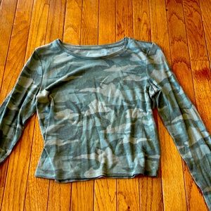 American Eagle crop top